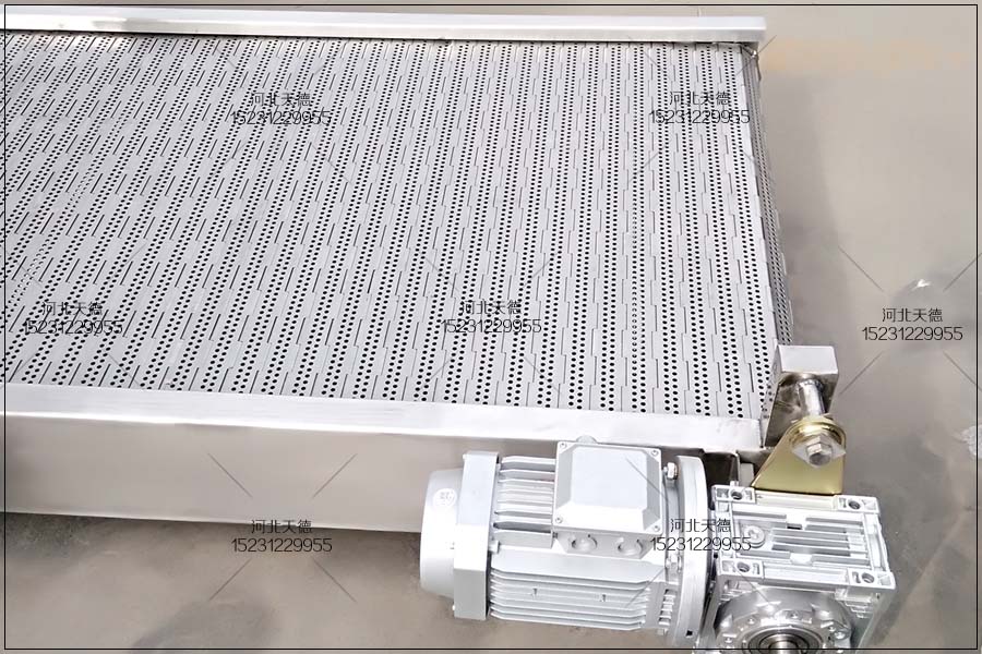 鏈板輸送機(jī)