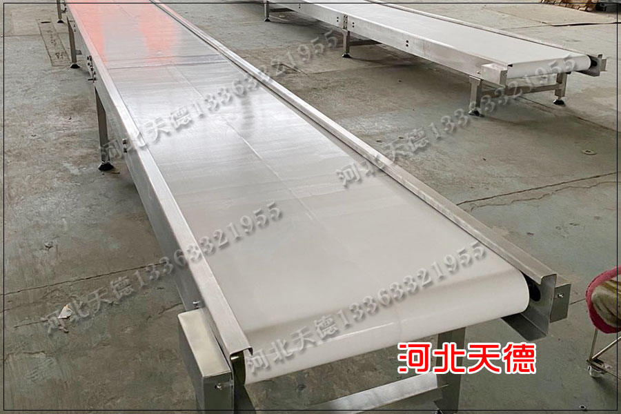 皮帶輸送機(jī)