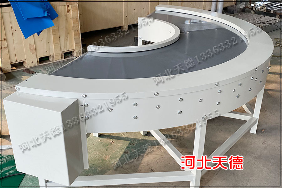 皮帶轉(zhuǎn)彎機(jī)